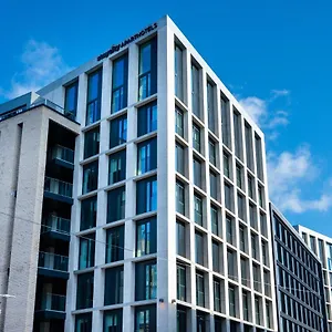 4* Lägenhetshotell Staycity Quay